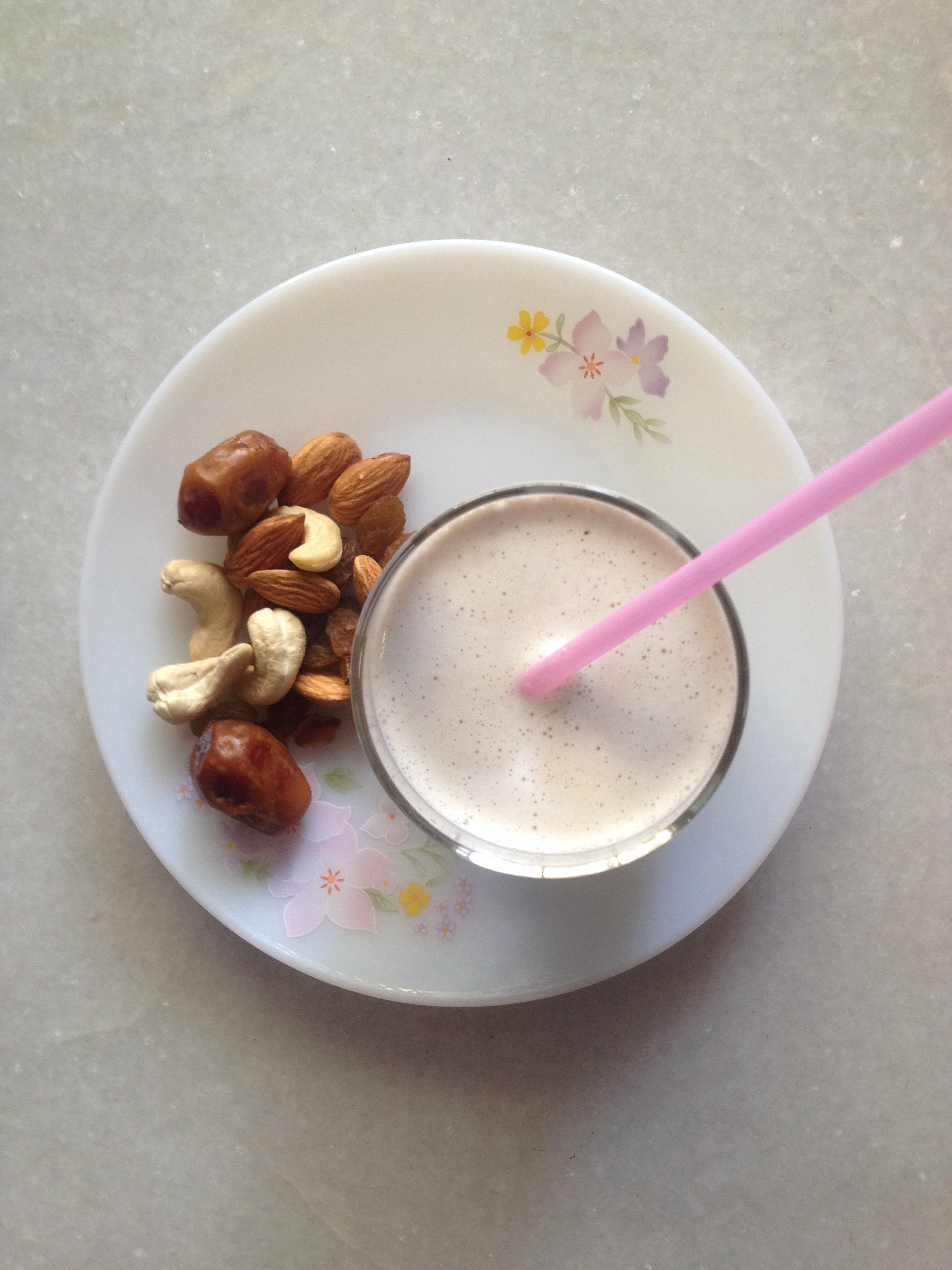 Dry fruit milk shake